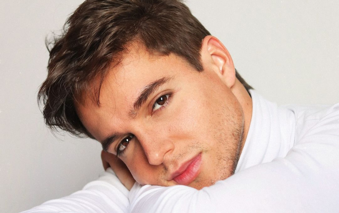 Seguidora stalker fica com ciúmes de influenciador e diz à polícia que ele foi sequestrado