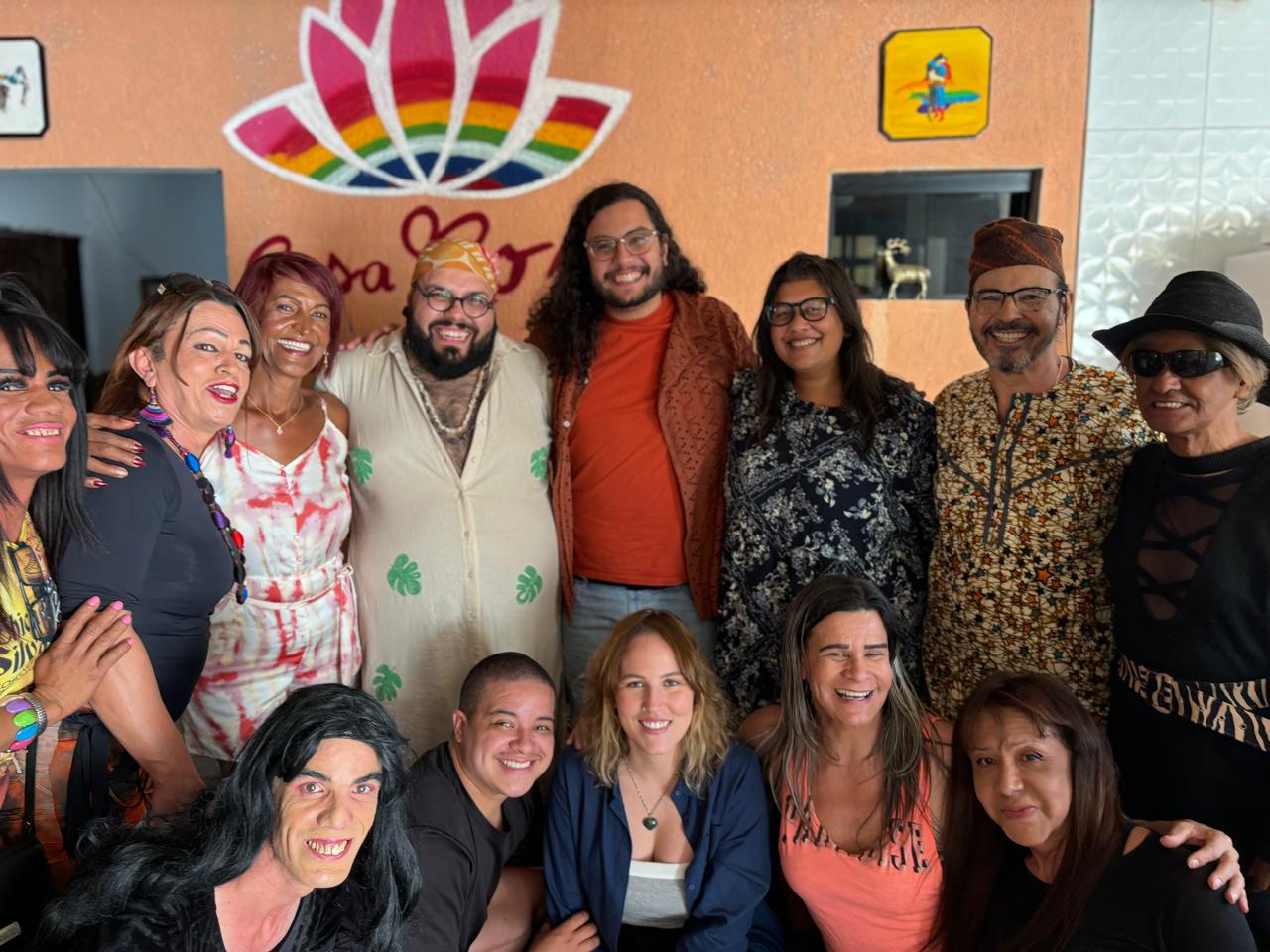 Trans Stories Brasília: Projeto capacitará mulheres trans para atuar no setor de turismo