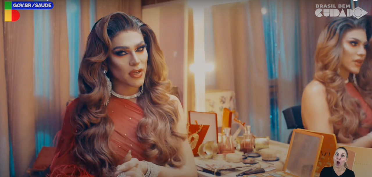 Hellena Malditta, de ‘Drag Race Brasil’, estrela nova campanha governamental sobre HIV