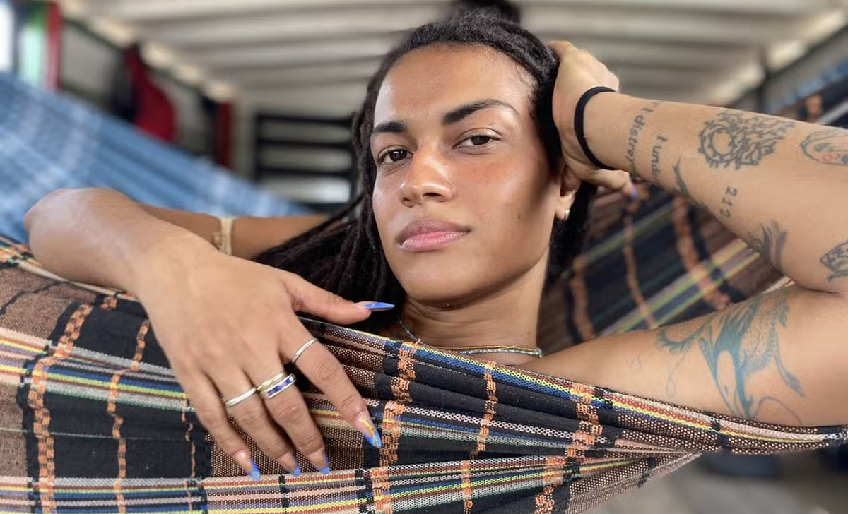 Após críticas, produção de “Geni e o Zepelim” escala atriz trans Ayla Gabriela como protagonista