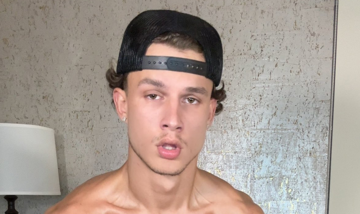 Pornstar gay ativo normaliza o ‘passar cheque’ e rejeita obrigação da chuca: “Se sujar, a gente limpa”