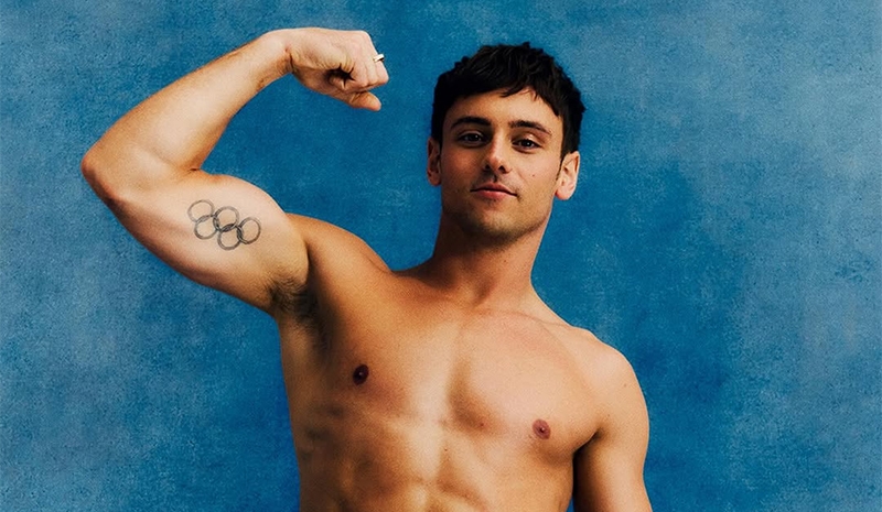  Tom Daley diz ter problemas com o espelho mesmo no auge da forma física: “Odeio minha aparência”