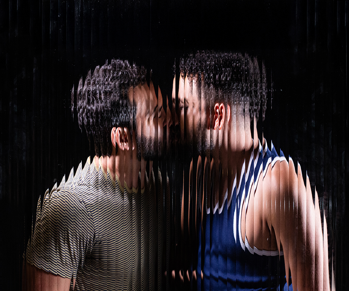 RJ: Visibilidade, privacidade e veto de afetos é tema central de “Essa peça tem beijo gay”