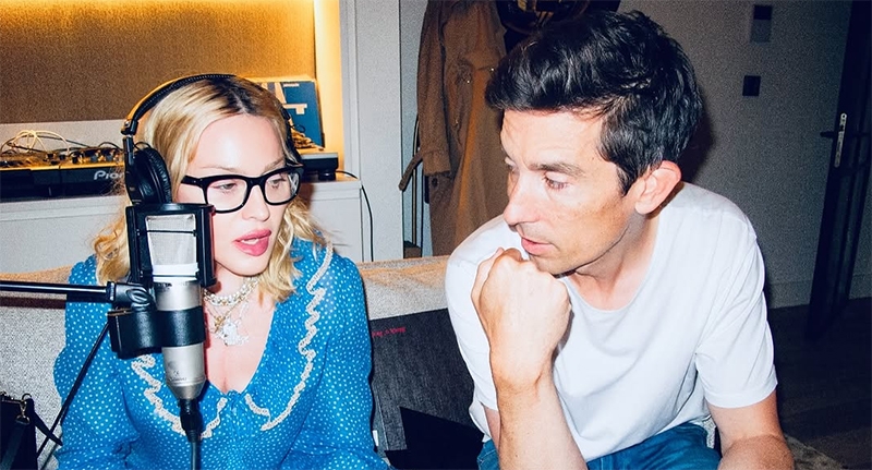  Madonna volta ao estúdio e mostra os bastidores da gravação de novo álbum: “Confessions Part Deux”
