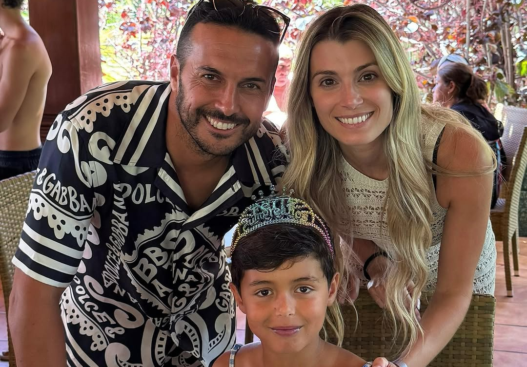 Jogador de futebol espanhol viraliza ao apoiar filho de 8 anos vestido de princesa: “Exemplo de pai”