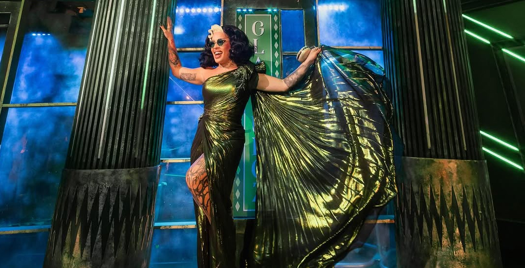 Gloria Groove faz história em Wicked como primeira drag queen no papel de Madame Morrible
