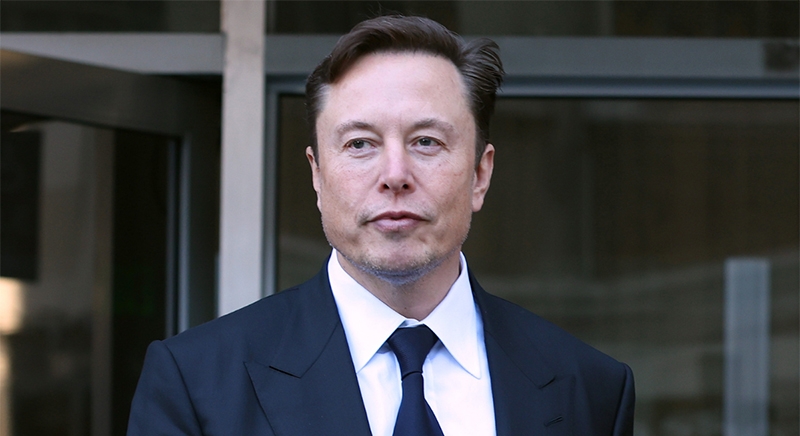  Sem embasamento, Elon Musk diz que “homens brancos” estão transicionando por propaganda