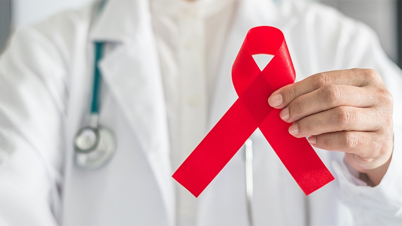  Paciente de São Paulo: estudo brasileiro alcança remissão inédita do HIV após tratamento inovador