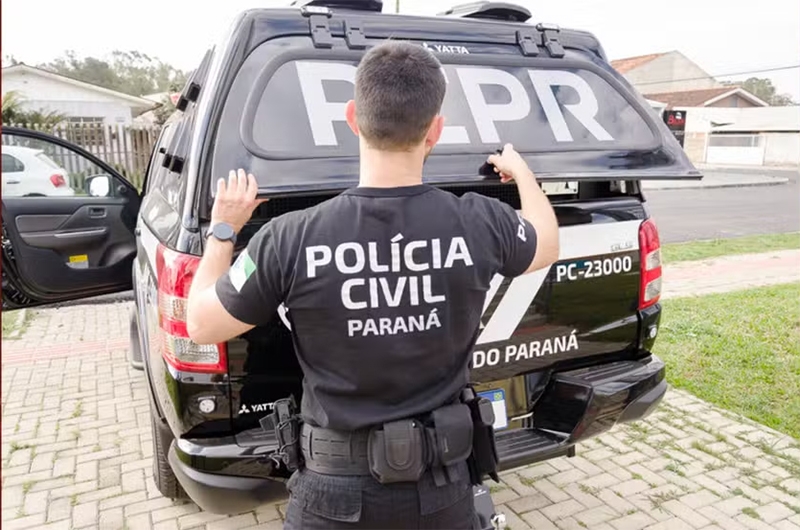  Pai é preso no Paraná após esfaquear filho de 17 anos ao descobrir que ele é gay