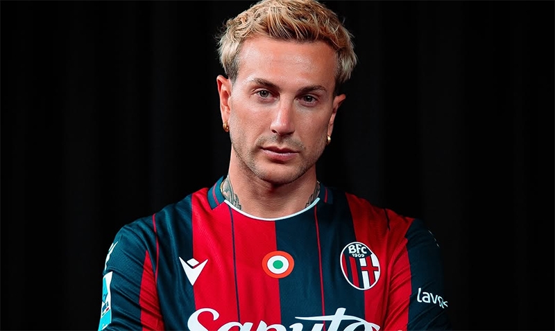  Astro do futebol italiano rebate rumores sobre homossexualidade: “Todos deveriam ser livres”