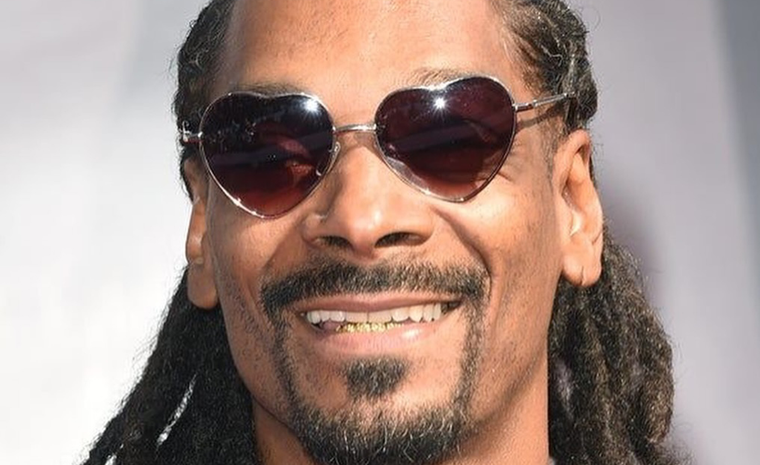 Reparação pop: de polêmica a clipe infantil, Snoop Dogg celebra famílias LGBTQ+ e ensina inclusão