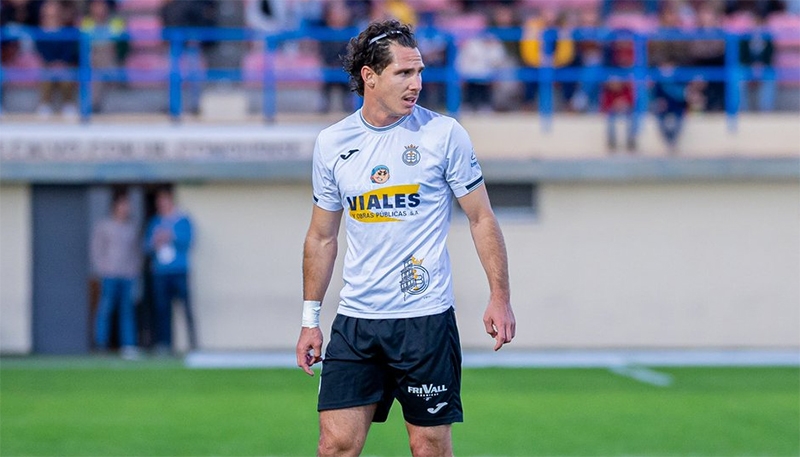  Jogador denuncia homofobia de torcida e pressiona autoridades: “Não me afeta, mas não devemos normalizar”