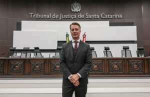 Desembargador relata homofobia em grupo de advogados em Santa Catarina: “Peguei um gay”