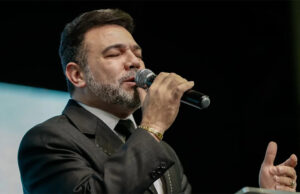 Câmara avança com proposta que protege pregações religiosas de punições por racismo e homofobia