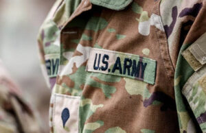 Tribunal dos EUA decide que pessoas soropositivas podem ser proibidas de servir nas forças armadas