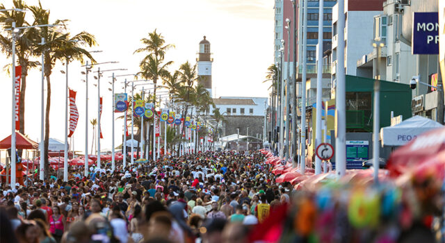 Público LGBTQIAPN+ movimenta R$ 810 milhões na economia baiana durante o Carnaval de Salvador 2026