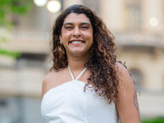 Amanda Paschoal se torna a primeira travesti a presidir sessão na Câmara de São Paulo