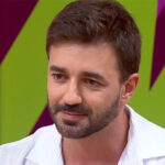 Ator reflete sobre infância LGBTQ+ e desabafa: “A gente aprende a mentir antes mesmo de aprender a amar”