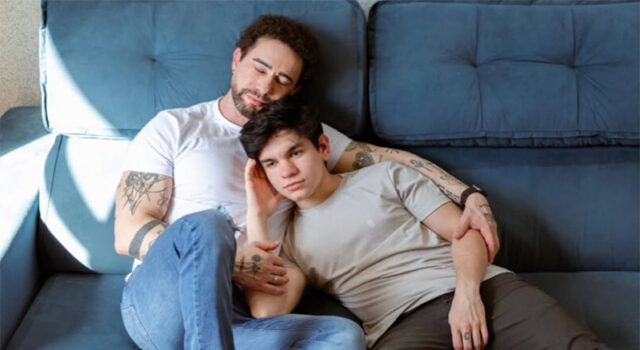 Ex-marido de Carlos Filhar rompe silêncio após morte do influenciador: “Estou completamente despedaçado”