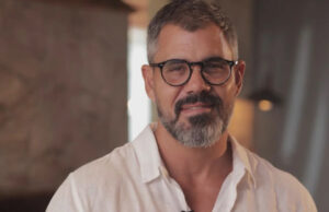 Juliano Cazarré é detonado por atores da Globo após criar evento em defesa dos homens e da “família tradicional”