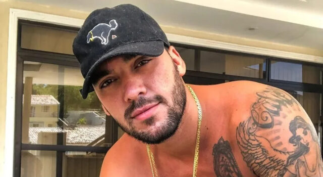 Deu ruim! Pedro Ortega será denunciado ao Ministério Público após polêmica com fantasia de páscoa do filho