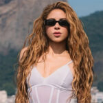 Show de Shakira no Rio de Janeiro terá plantão 24h para atender vítimas de LGBTIfobia na cidade