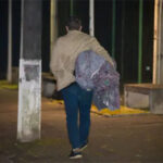 ‘Caçadores do sexo’: reportagem expõe exploração de pessoas em situação de rua por criadores de conteúdo