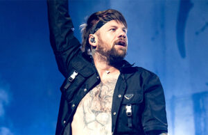 Vocalista de banda de metal, Caleb Shomo se declara gay em desabafo emocionante e ganha apoio da agora ex-esposa