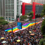 Parada LGBT+ deve perder R$ 82 milhões em impacto econômico em SP após perda de patrocínios, diz Associação Comercial