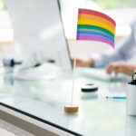 Brasil perde R$ 94 bilhões por ano com exclusão de pessoas LGBTQIAPN+ do mercado de trabalho