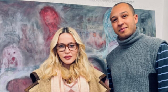Obras eróticas de artista gay brasileiro ganham espaço na casa de Madonna em Londres: “Objetos do meu coração”