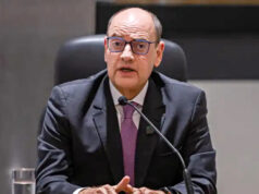 Governador em exercício veta projeto transfóbico de “terceiro banheiro” para pessoas trans e não binárias no Rio