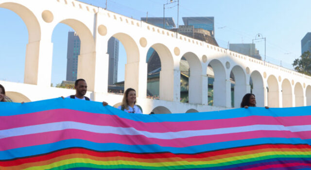 RJ: 4ª Parada LGBTQIAPN+ da Lapa acontece neste domingo com Jup do Bairro, Realleza e mais atrações