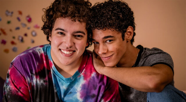 Dançarino relata descaso em sessão de filme LGBTQ+ nacional em shopping do Rio: “Não aparece na programação”