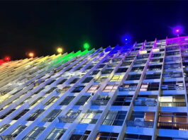 Pela 1ª vez em 218 anos, Superior Tribunal Militar ilumina sede com cores do arco-íris no mês do Orgulho LGBTQIAPN+