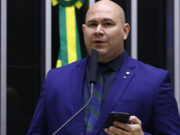 Prefeito bolsonarista de Cuiabá impede campeonato de “farmar aura” e justifica: “Não tenho ideia do que é. Eu sou hétero”