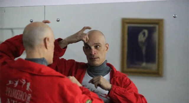 Três seguranças são alvo de operação após espancarem professor de balé em ataque homofóbico em Porto Alegre