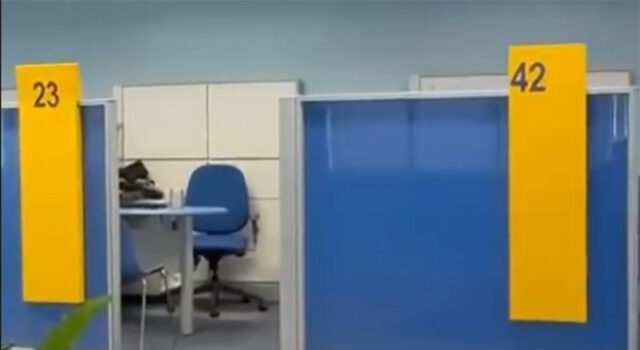 Agência do Banco do Brasil no Piauí é alvo de repúdio após trocar o número ’24’ pelo 42 em cabine de atendimento ao cliente