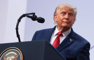 Governo Trump quer Copa Feminina de 2031 nos Estados Unidos, desde que atletas transexuais sejam barradas