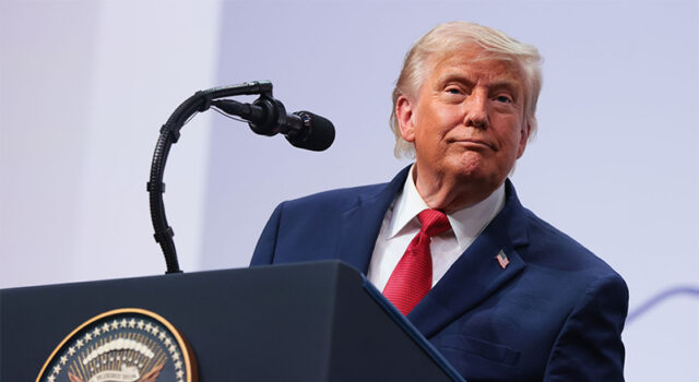 Governo Trump quer Copa Feminina de 2031 nos Estados Unidos, desde que atletas transexuais sejam barradas