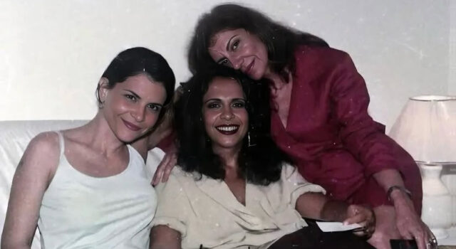Marina Lima fala da admiração por Marília Pêra e relembra intimidade com Gal Costa em novo registro: “Grande amor na vida”