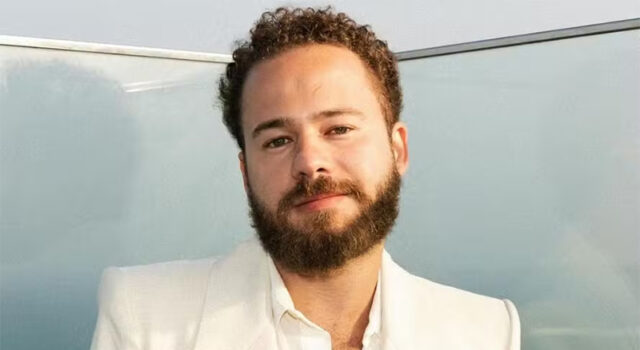 Influenciador Victor Oliveira é condenado por difamar ex-companheiro usando perfis falsos no Grindr e Instagram