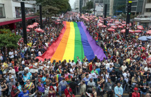 Após proibição em Sorocaba, STF é acionado para barrar restrição a menores em Paradas do Orgulho LGBTQIA+
