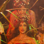 Eloína dos Leopardos coroa Anitta na Grande Rio, e cantora explica escolha: “Traz os fundamentos do samba”