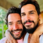 Fãs especulam romance entre Humberto Carrão e Thales Junqueira após troca de declarações: “Meu amor”