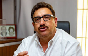 Ratinho é alvo de inquérito policial após dizer que cantor estava com “cara de viado”