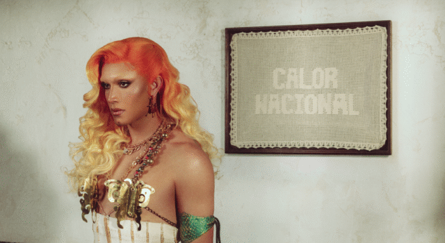 Aretuza Lovi celebra 15 anos de carreira com “Calor Nacional”, álbum que mistura diferentes vertentes do pop e celebra a cultura brasileira