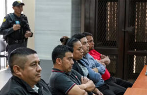 Justiça da Guatemala condena sete ex-policiais a até 60 anos por assassinato de casal gay motivado por homofobia